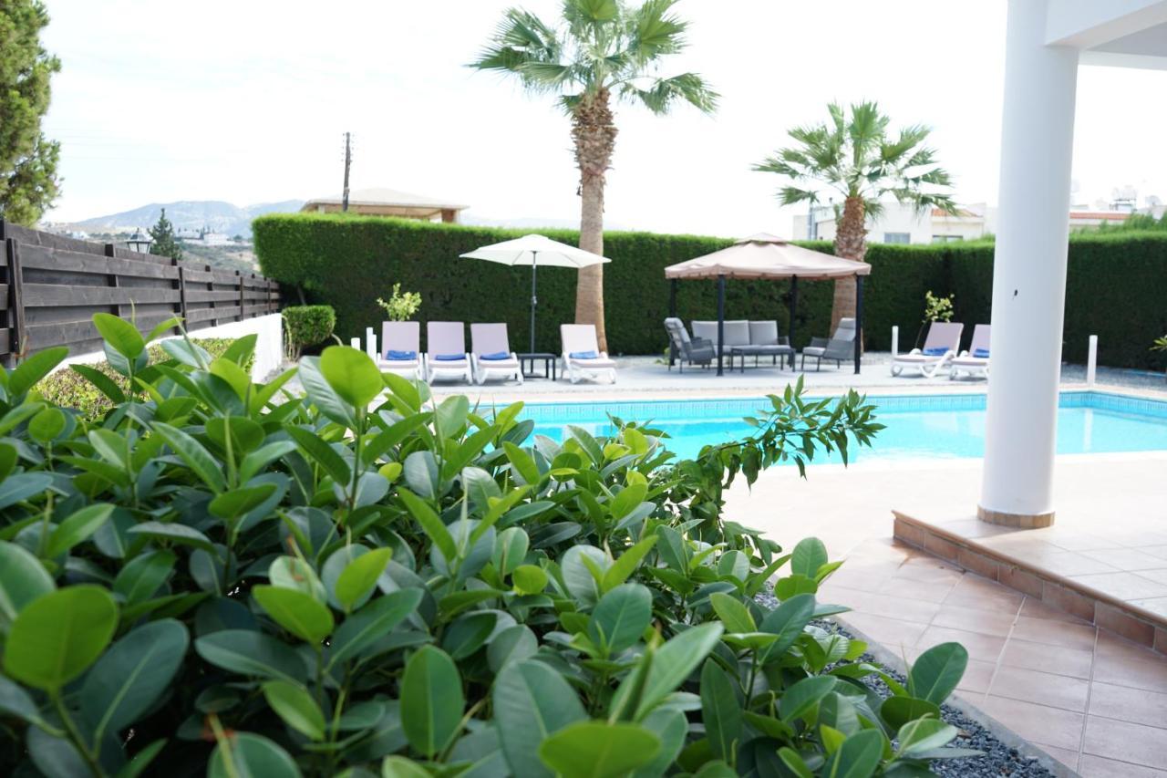 Villa Coral Cove Peyia Buitenkant foto
